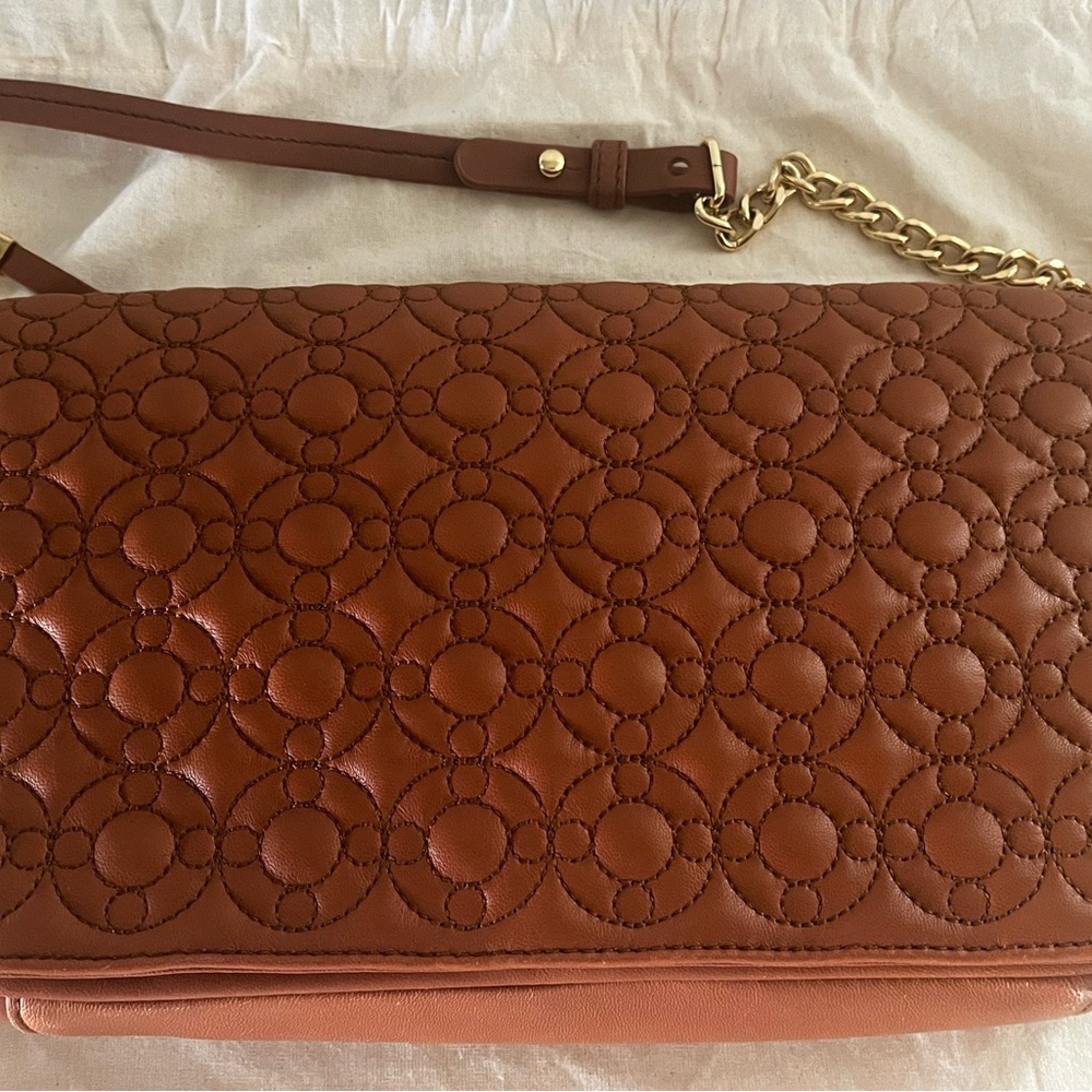 Chic Brown Quilted Clutch with Gold Accents - Picture 3 of 13